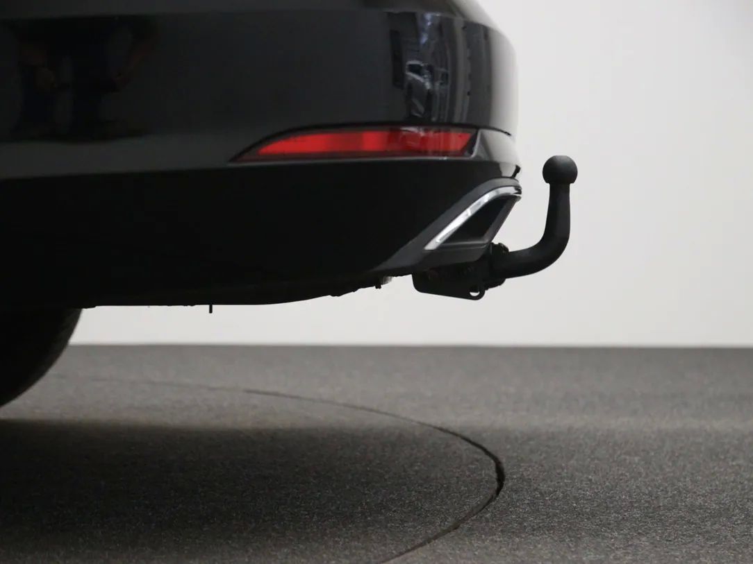 Volkswagen Golf | 28