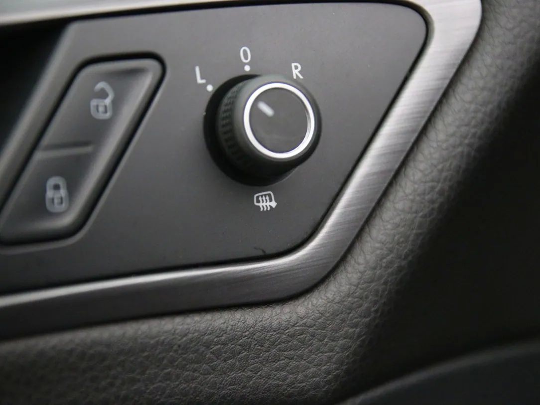 Volkswagen Golf | 31