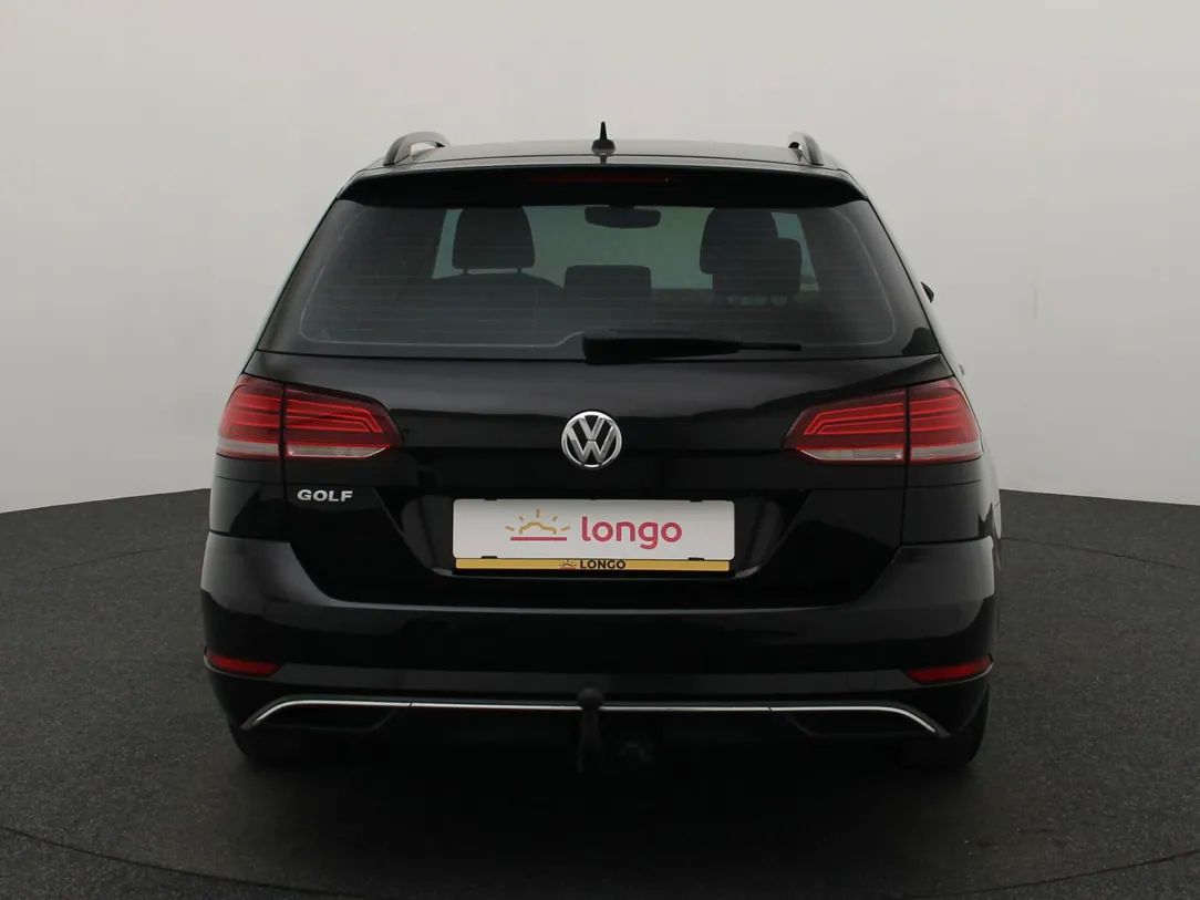 Volkswagen Golf | 4