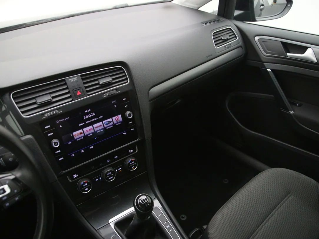 Volkswagen Golf | 20