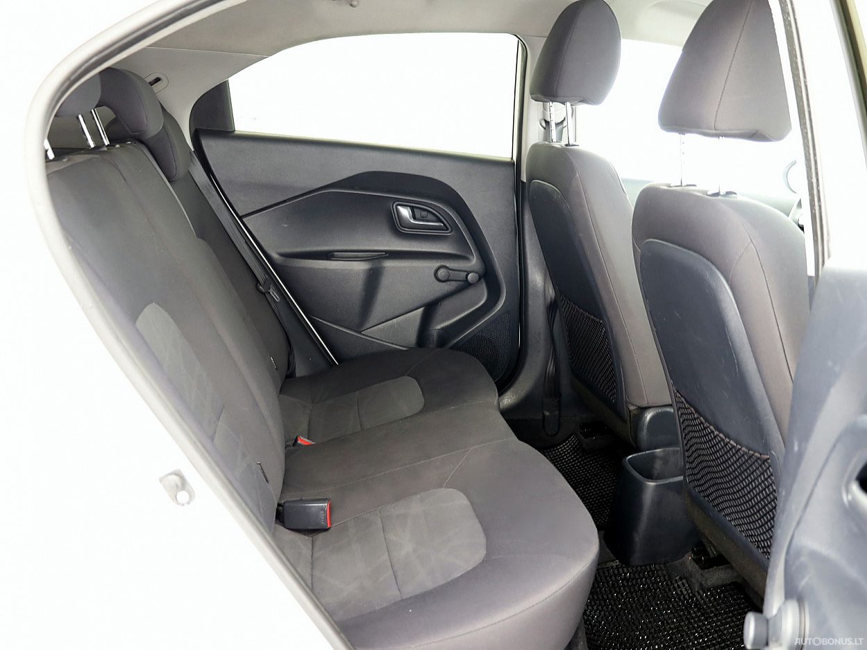 Kia Rio | 6