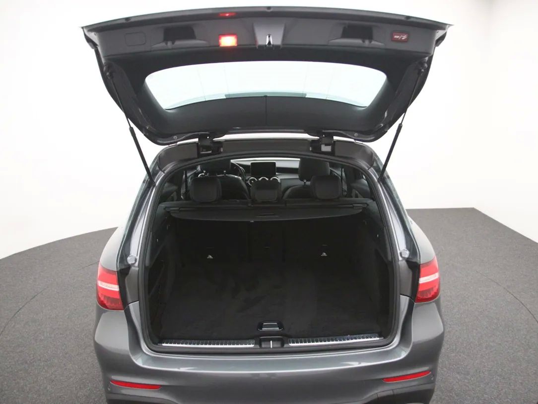 Mercedes-Benz GLC250 | 37