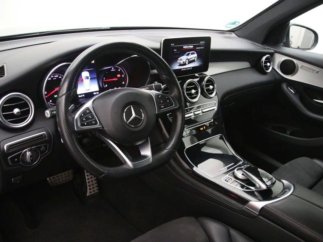 Mercedes-Benz GLC250 | 15