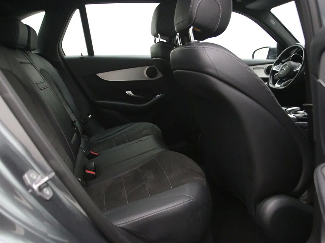 Mercedes-Benz GLC250 | 14