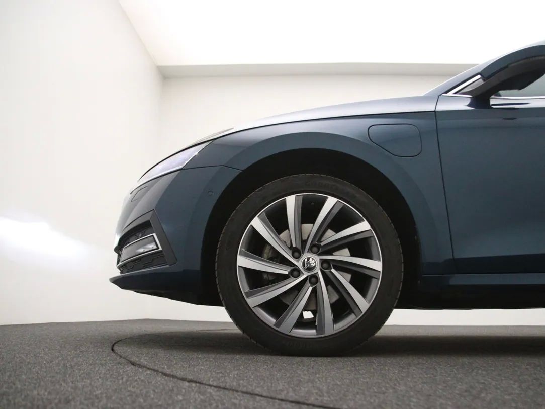 Skoda Octavia | 27