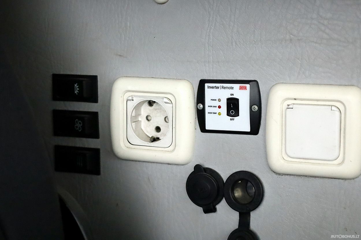 Mercedes-Benz Vito | 8