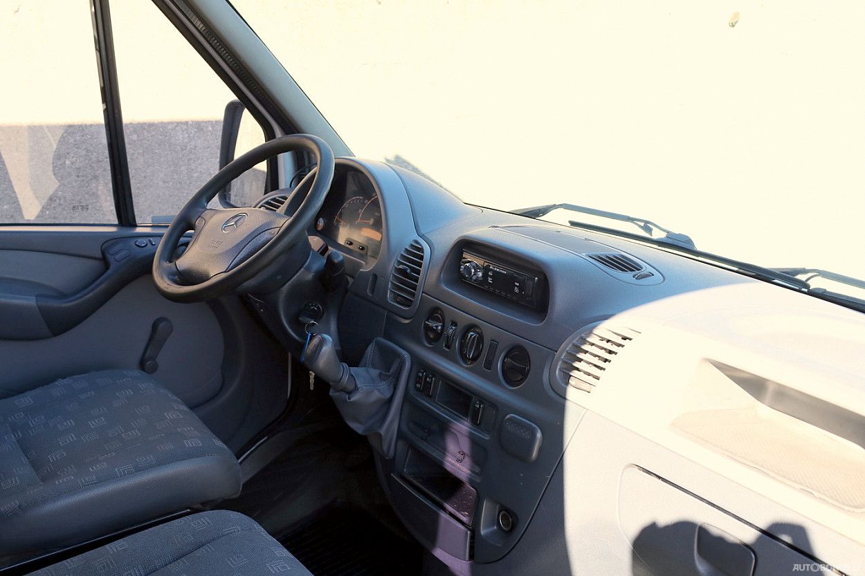 Mercedes-Benz Sprinter | 4