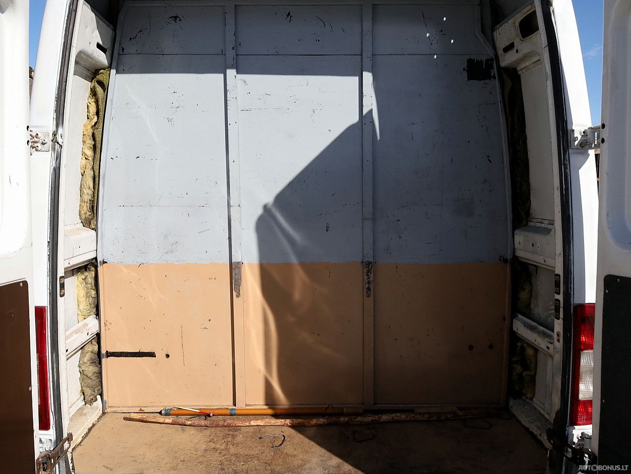 Mercedes-Benz Sprinter | 7