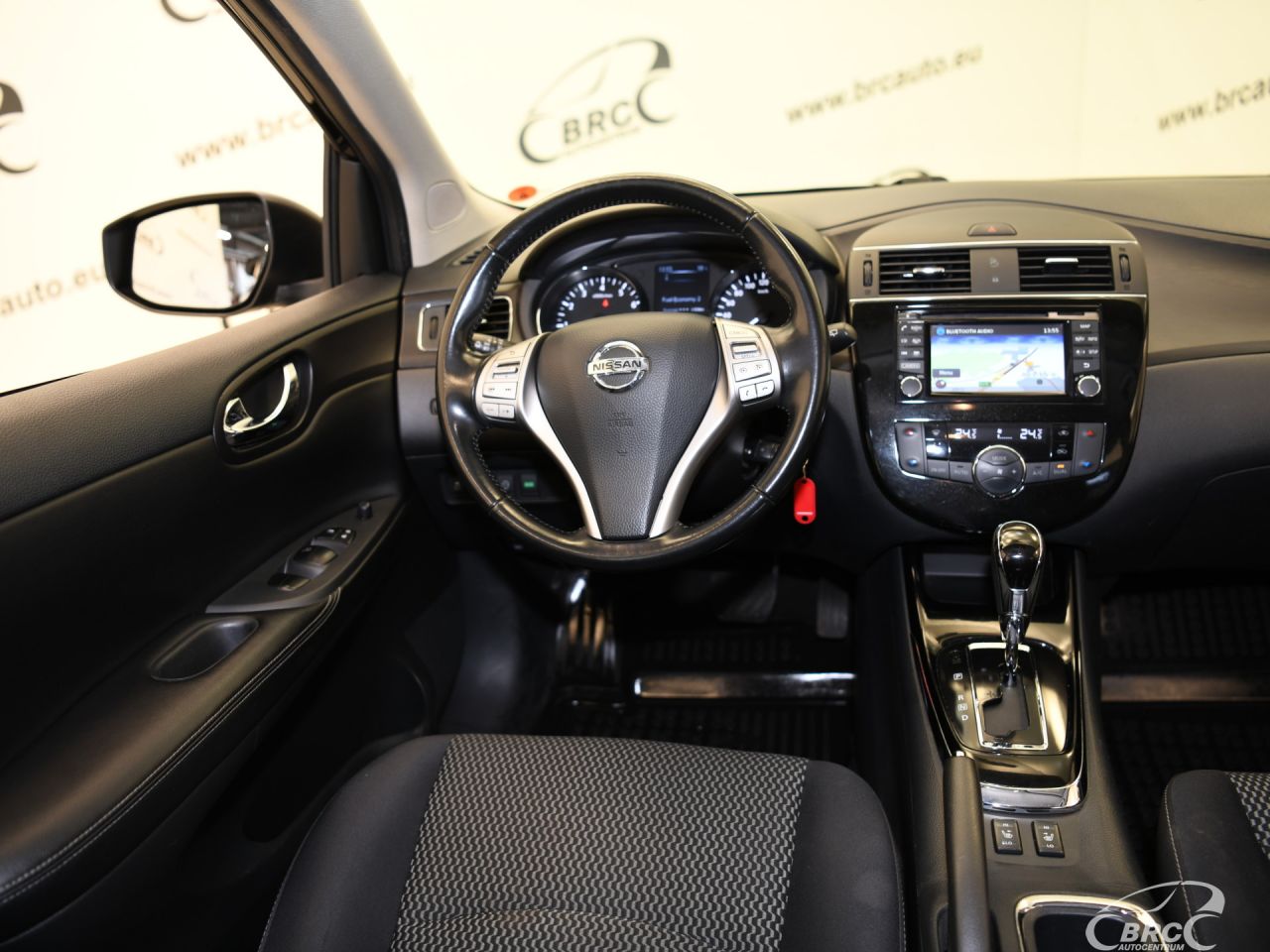 Nissan Pulsar | 12