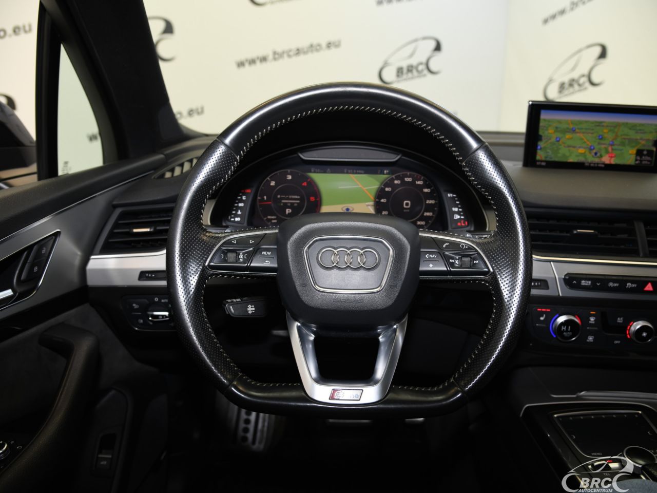 Audi Q7 | 31