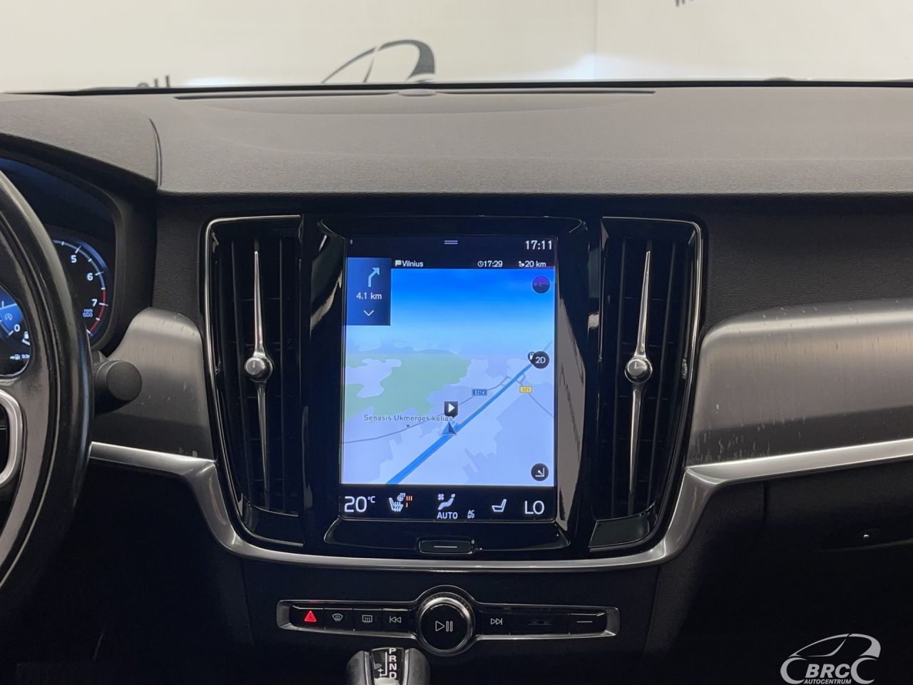 Volvo S90 | 16