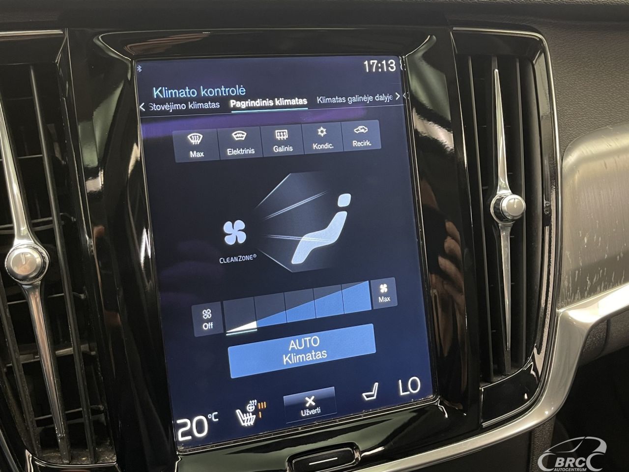 Volvo S90 | 35