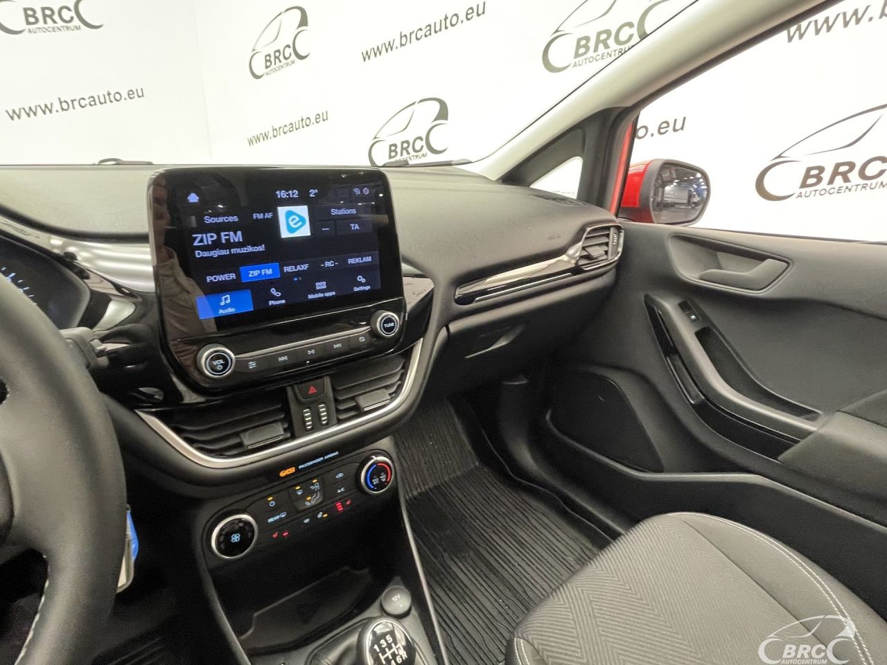 Ford Fiesta | 25