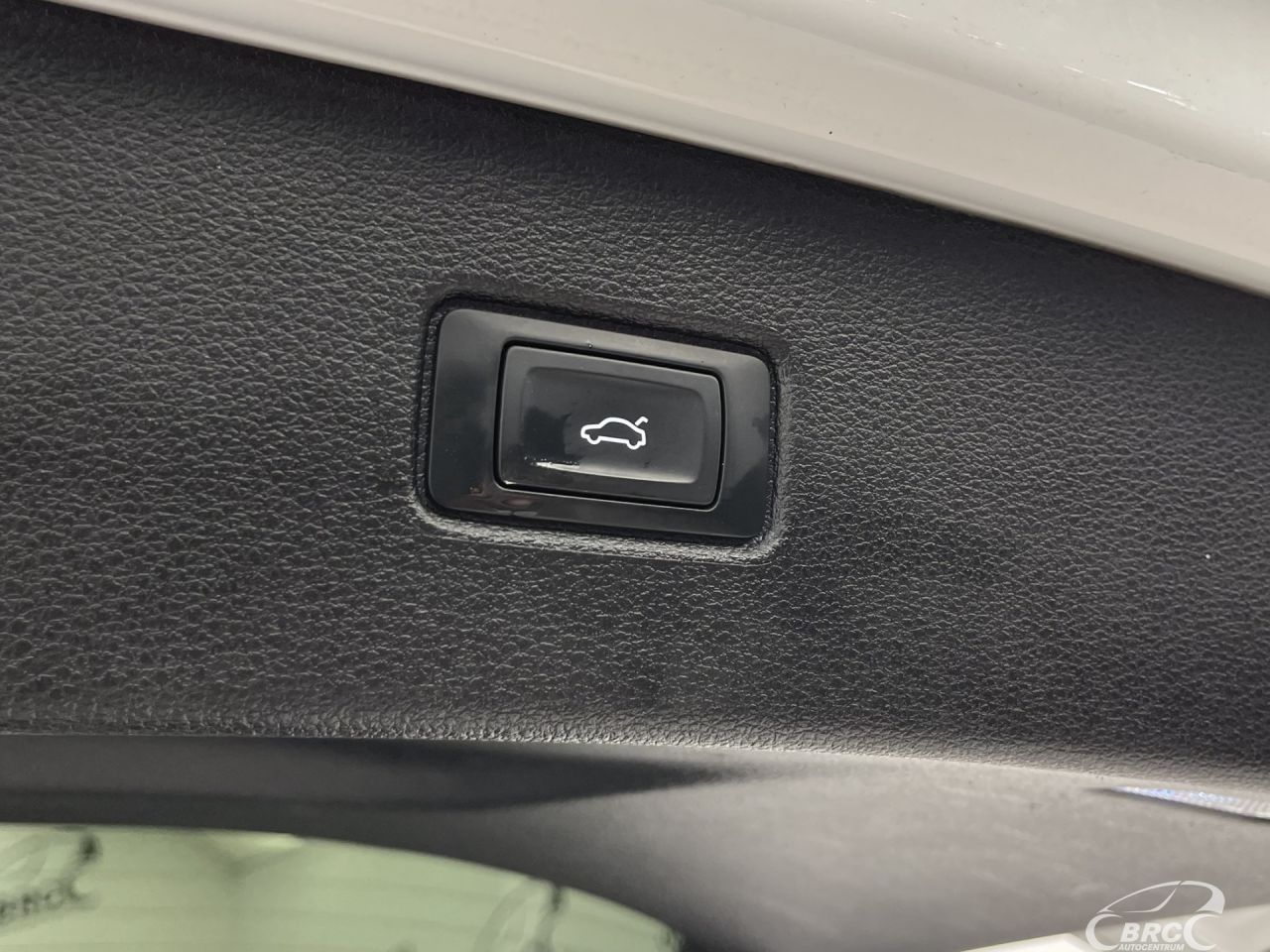 Audi Q7 | 38
