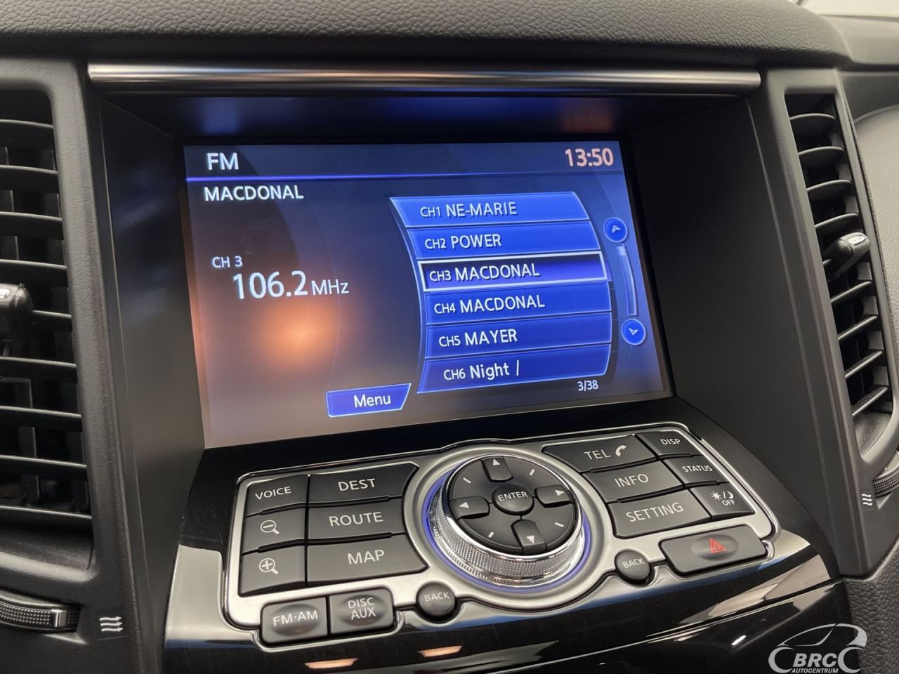 Infiniti QX70 | 34