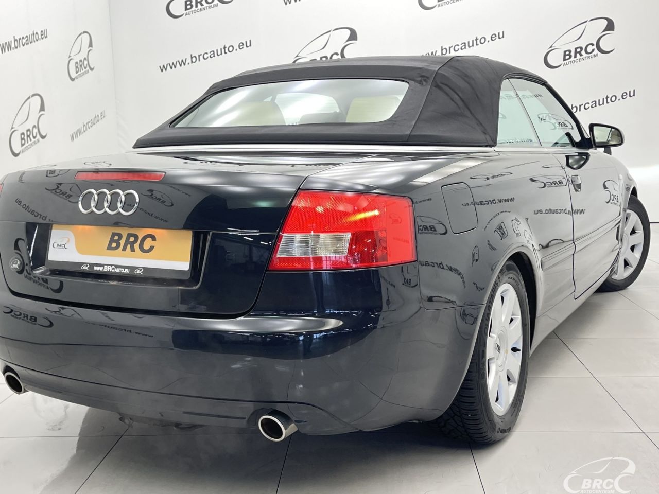 Audi A4 | 44