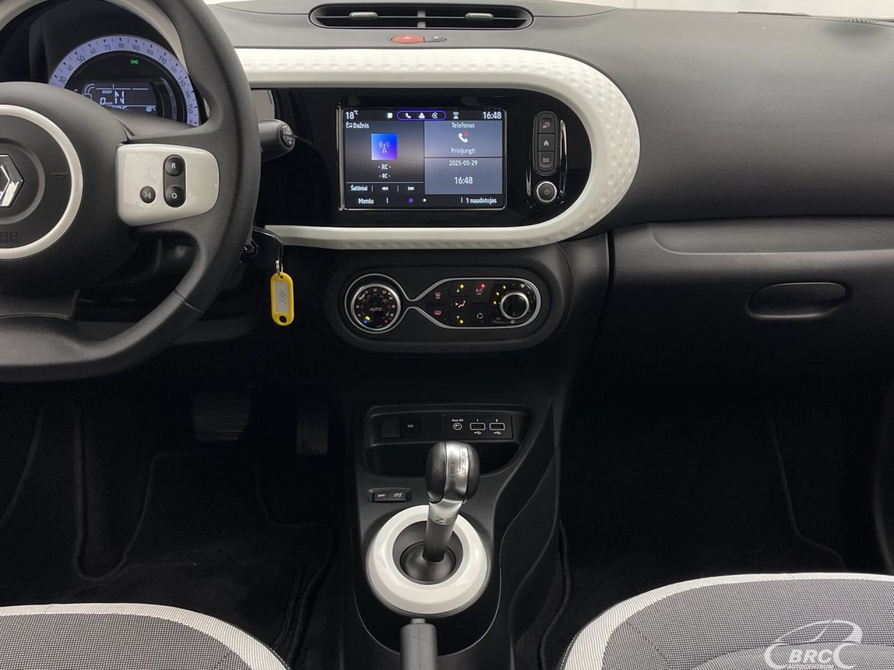 Renault Twingo | 13