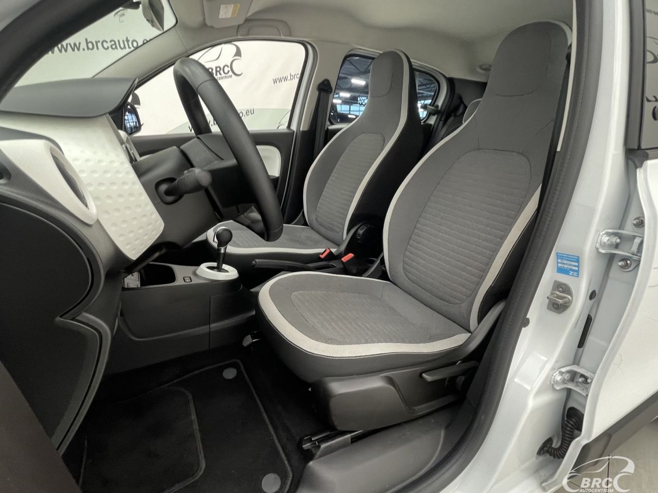 Renault Twingo | 21