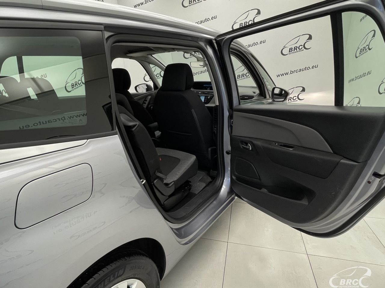 Citroen C4 | 12