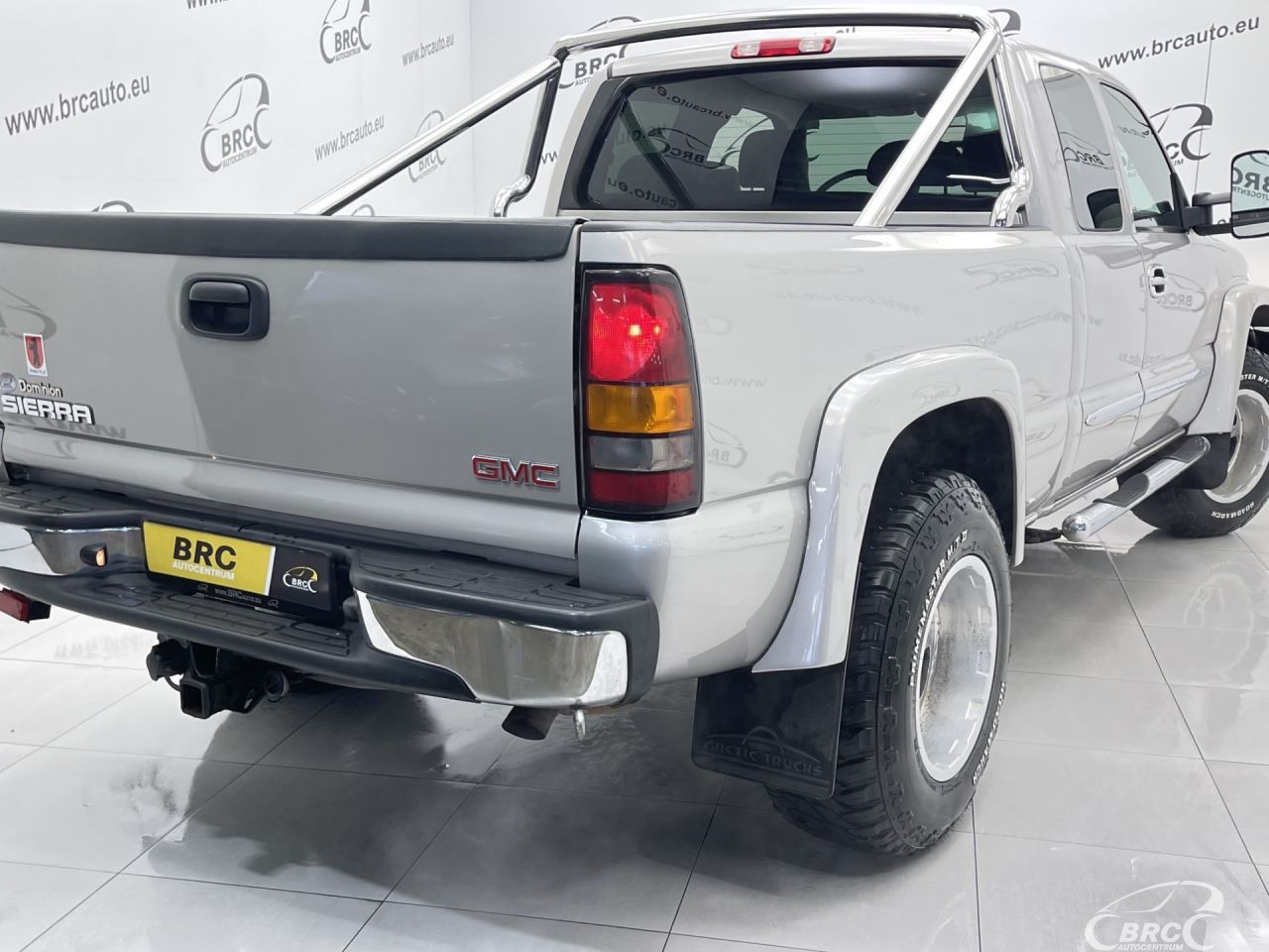 GMC Sierra | 33