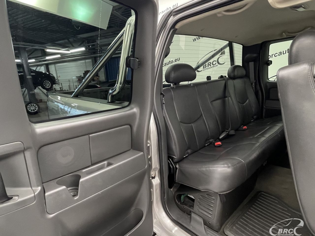 GMC Sierra | 11