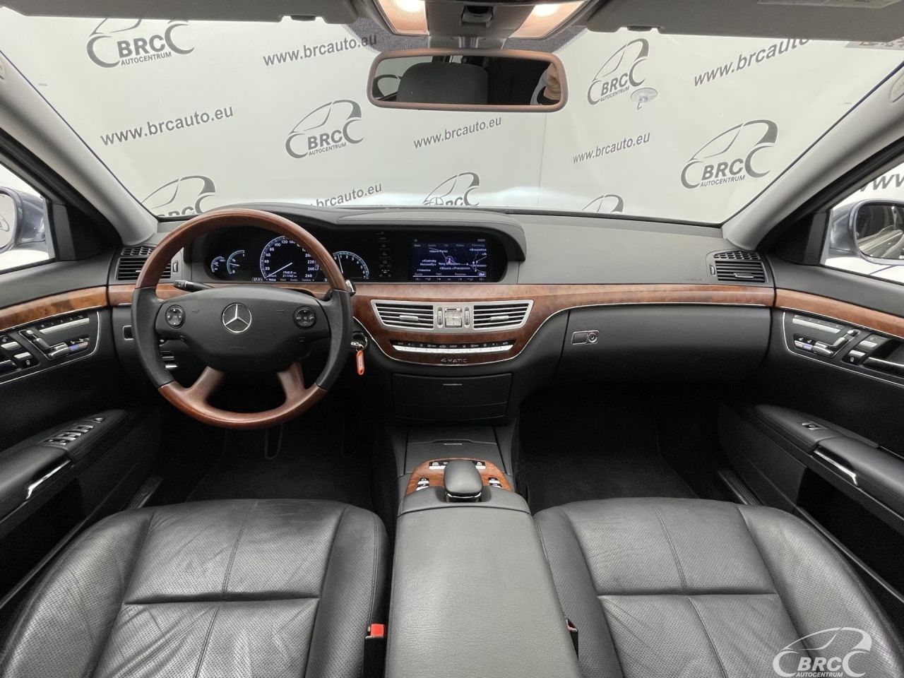 Mercedes-Benz S450 | 2