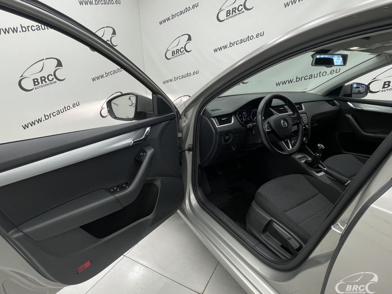 Skoda Octavia | 17