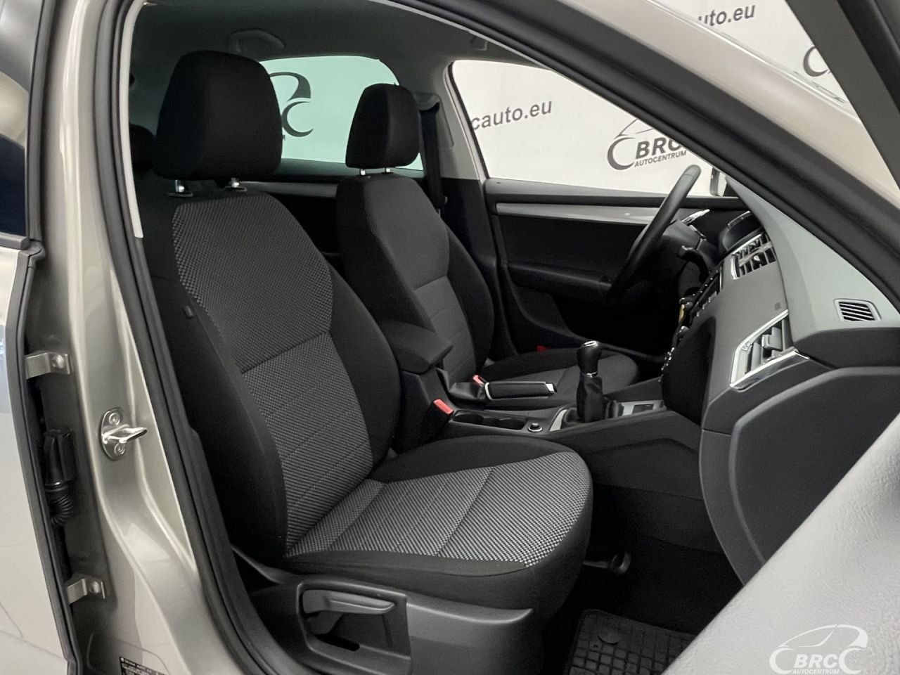 Skoda Octavia | 6