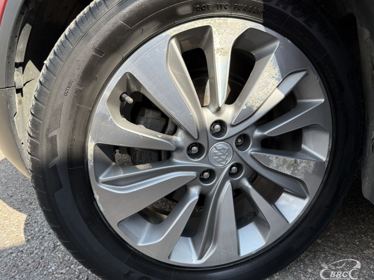 Buick Encore | 37