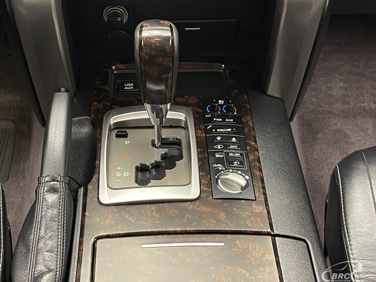 Toyota Land Cruiser | 18