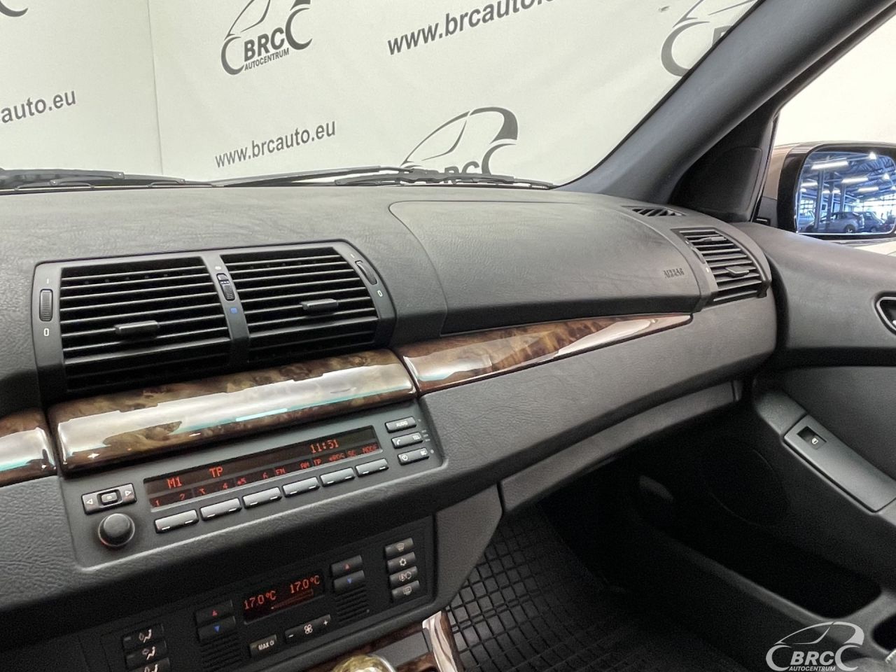 BMW X5 | 24