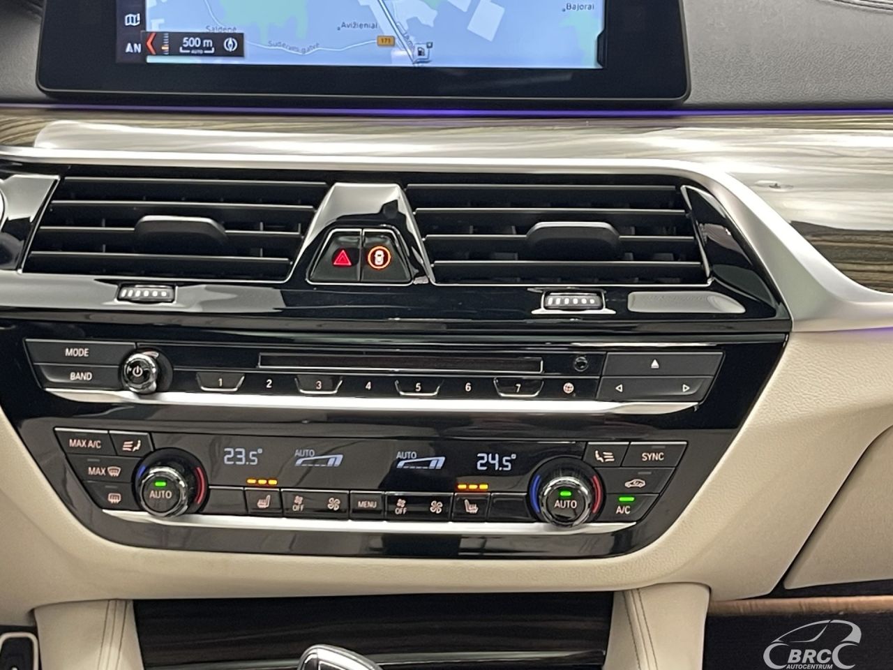 BMW M550 | 16