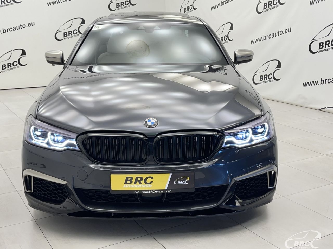BMW M550 | 50