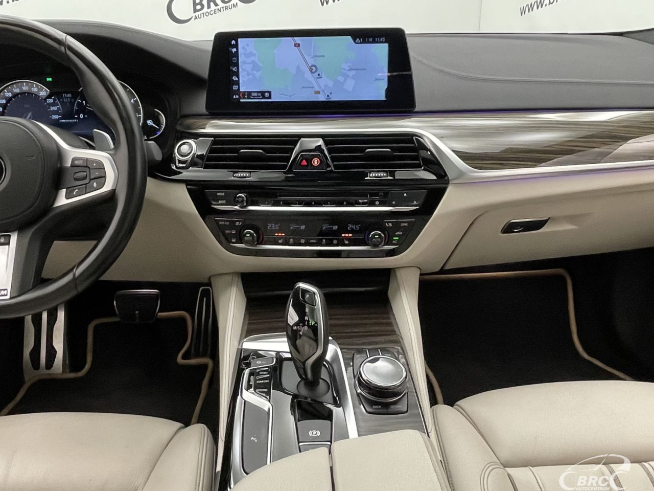 BMW M550 | 14