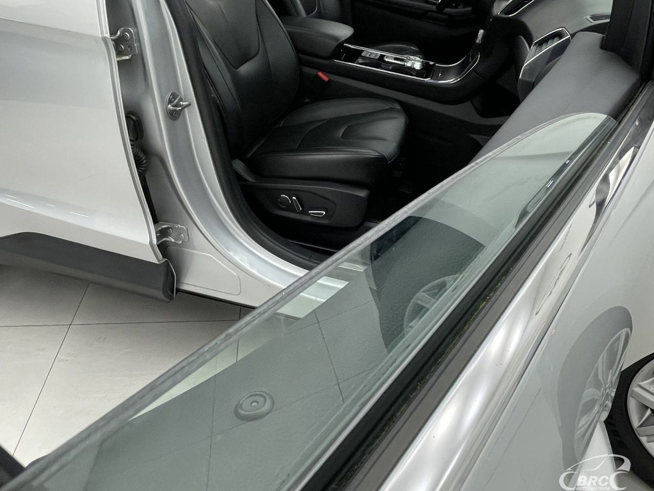 Ford Edge | 9