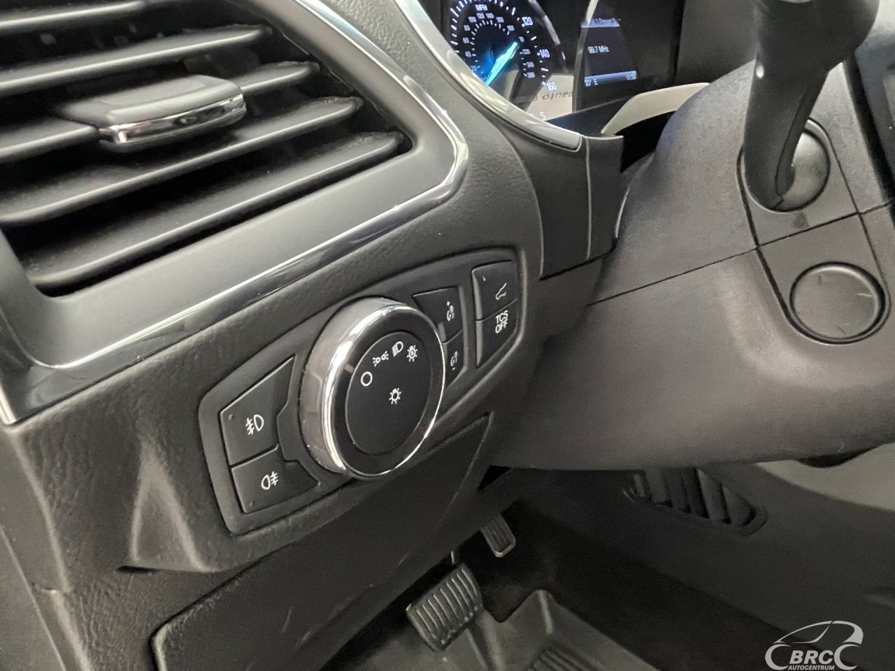 Ford Edge | 27