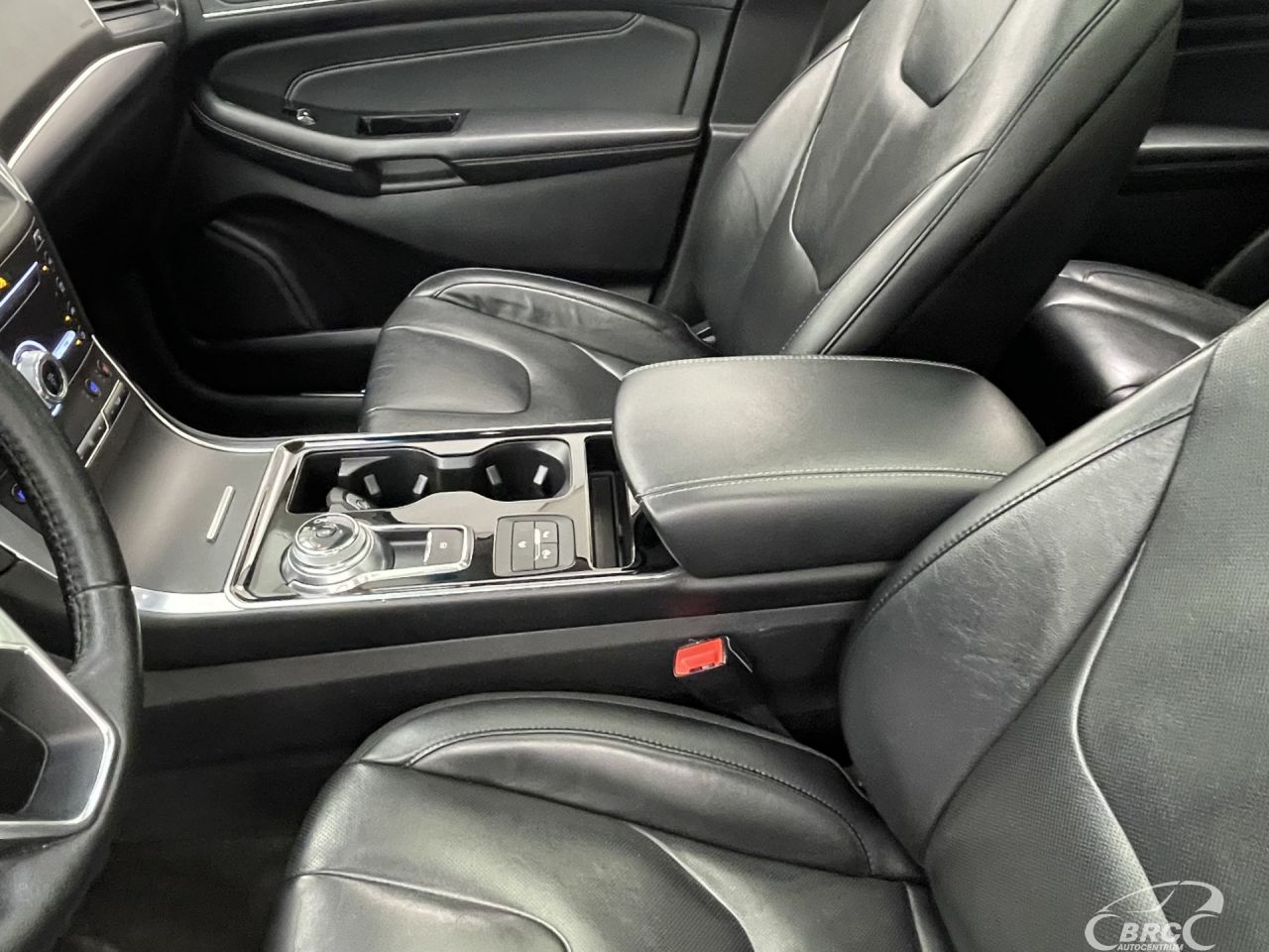 Ford Edge | 25
