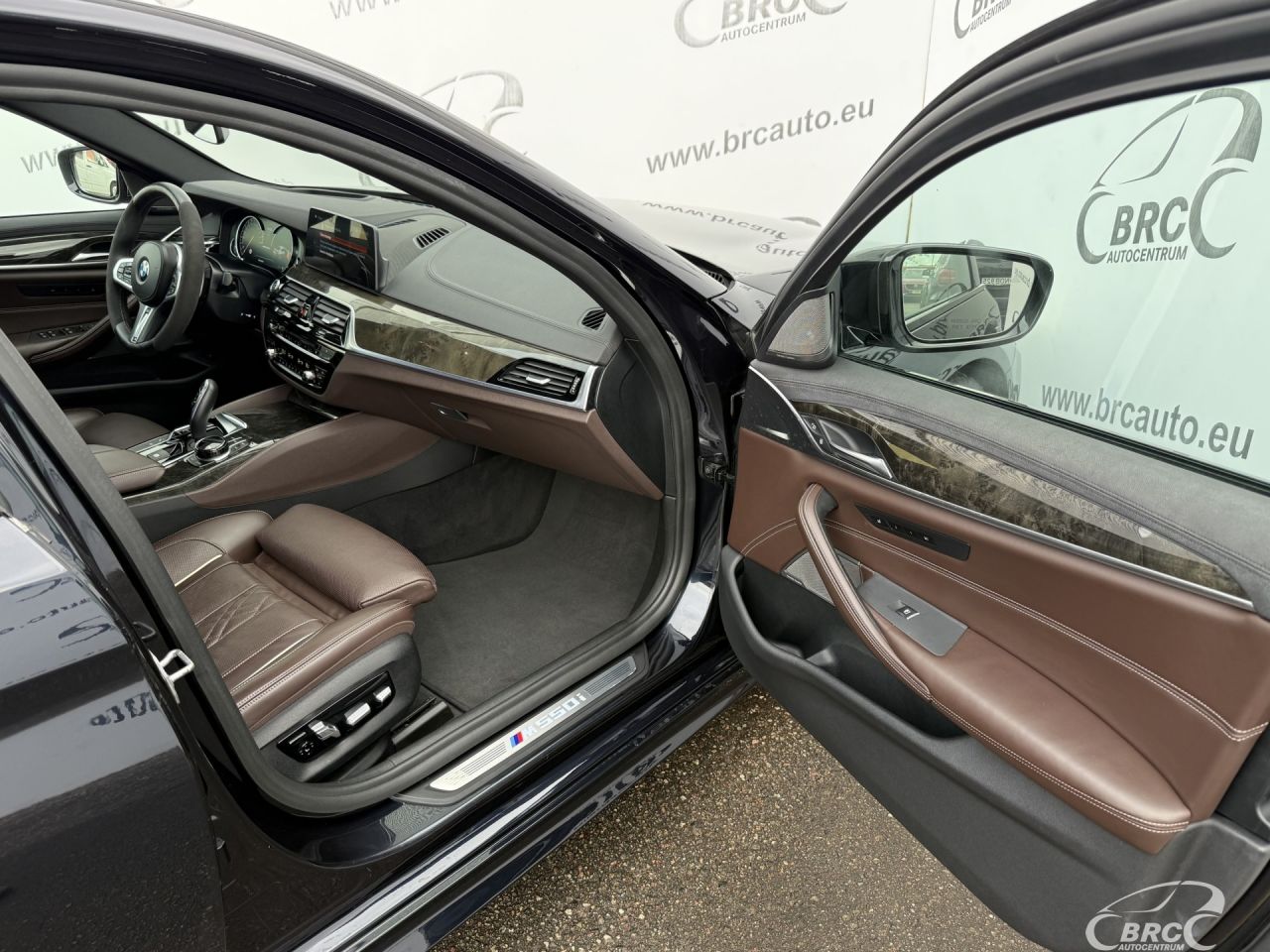 BMW M550 | 7
