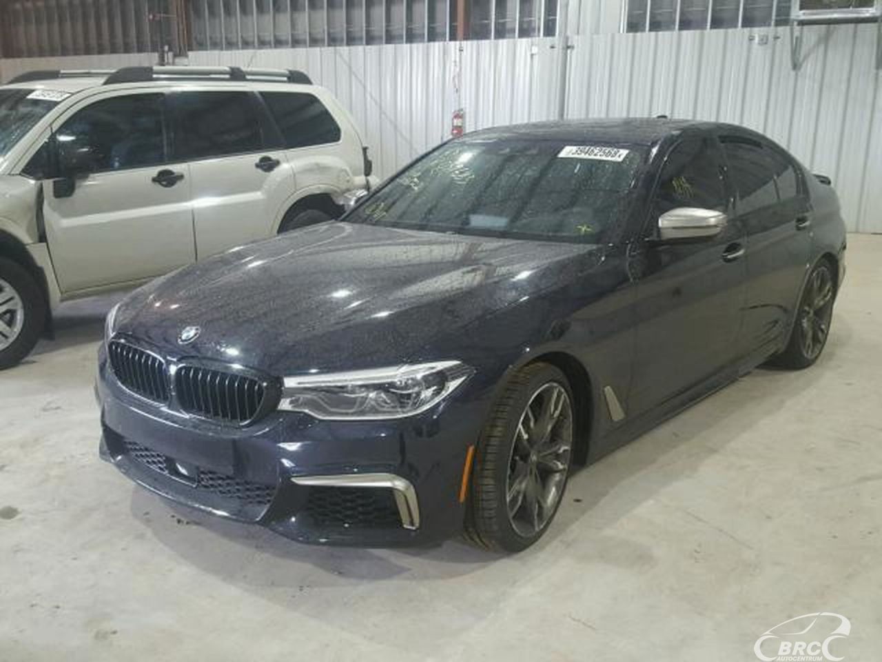 BMW M550 | 48