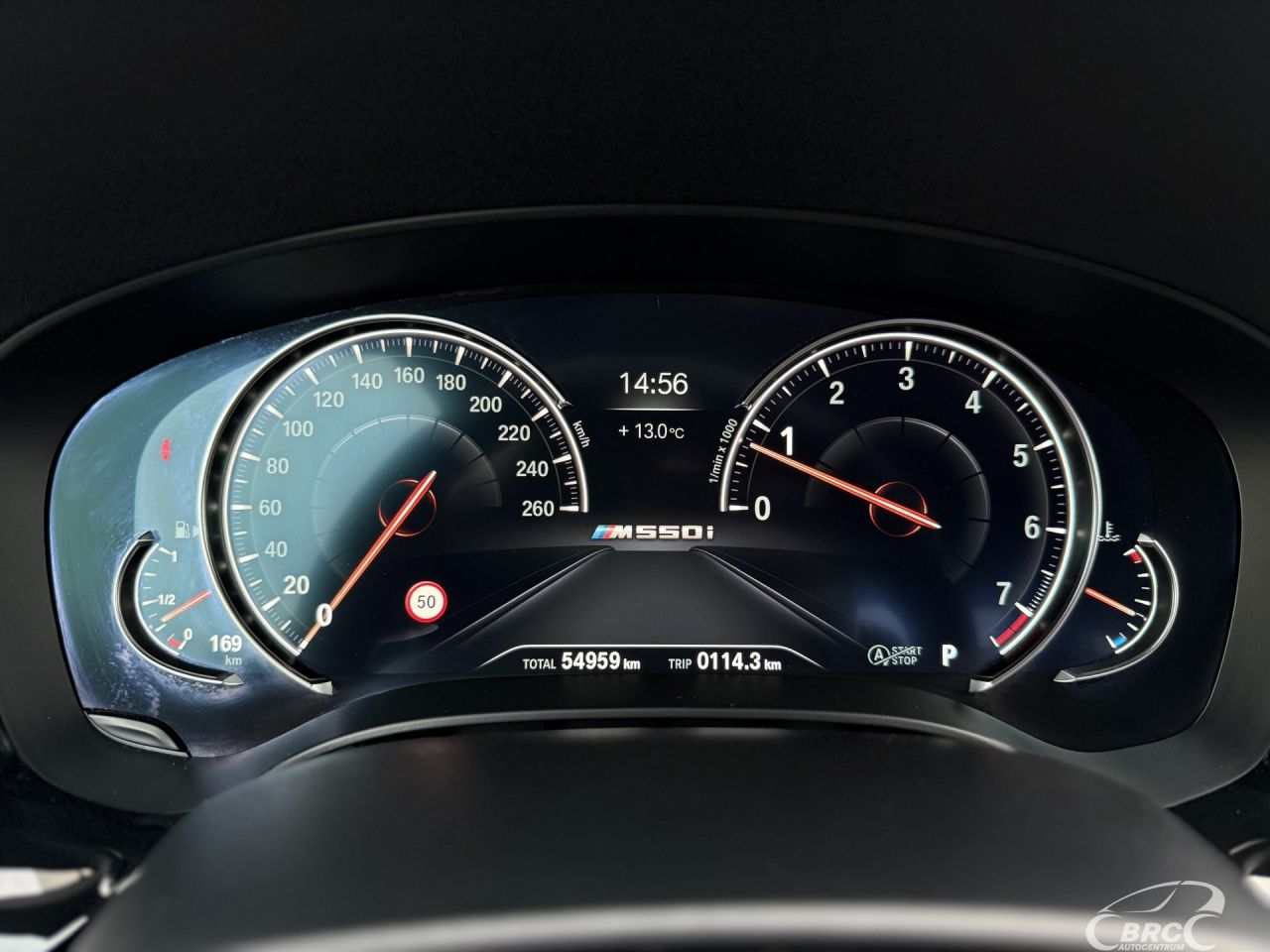 BMW M550 | 26
