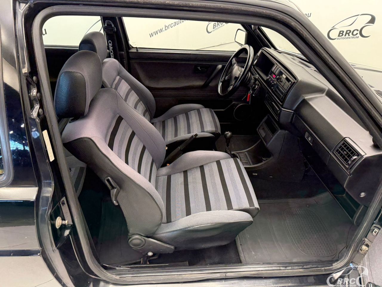 Volkswagen Golf | 12