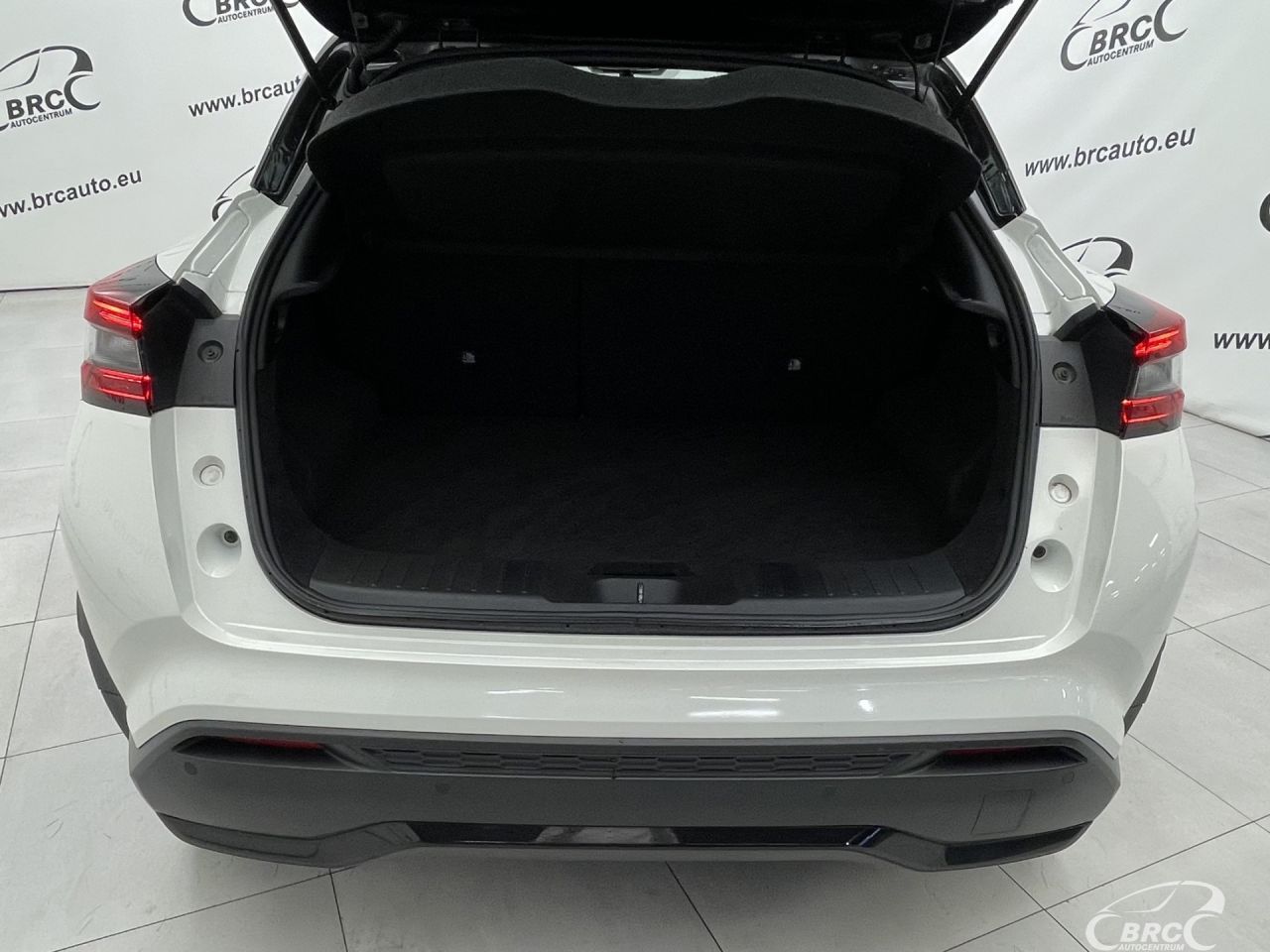 Nissan Juke | 50
