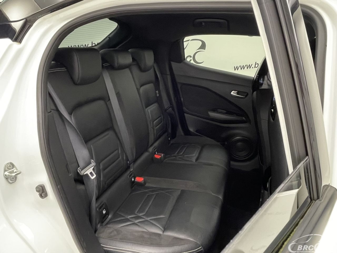 Nissan Juke | 12