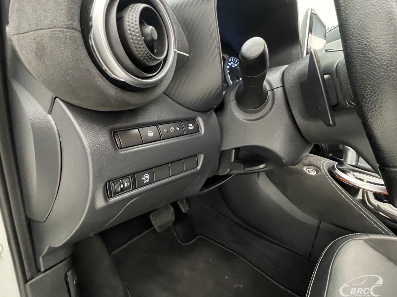 Nissan Juke | 27
