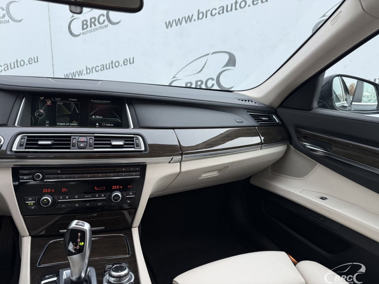 BMW 740 | 4