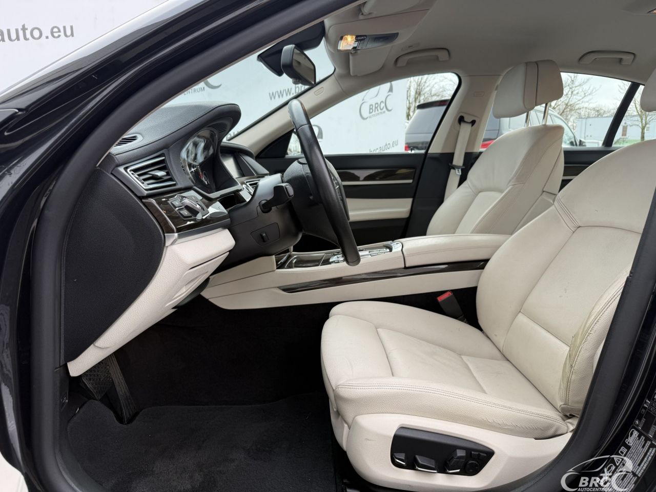 BMW 740 | 20