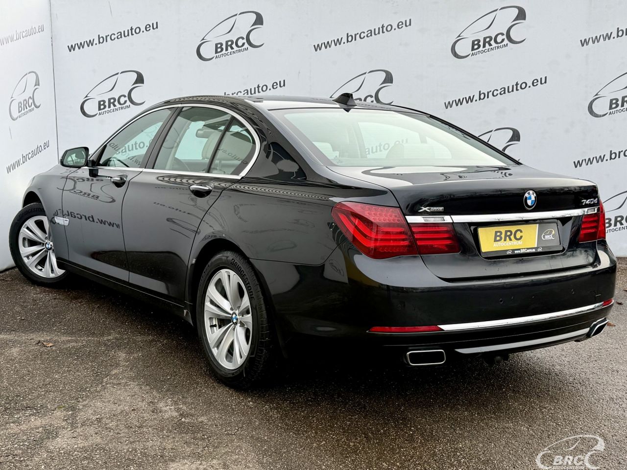 BMW 740 | 40