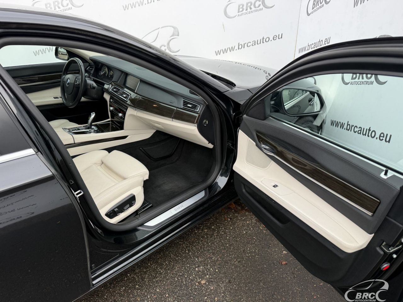 BMW 740 | 5