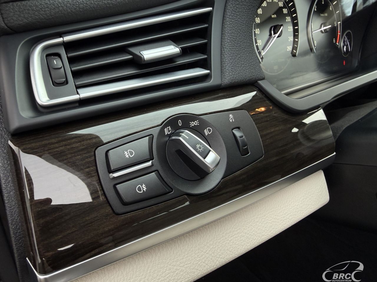 BMW 740 | 21