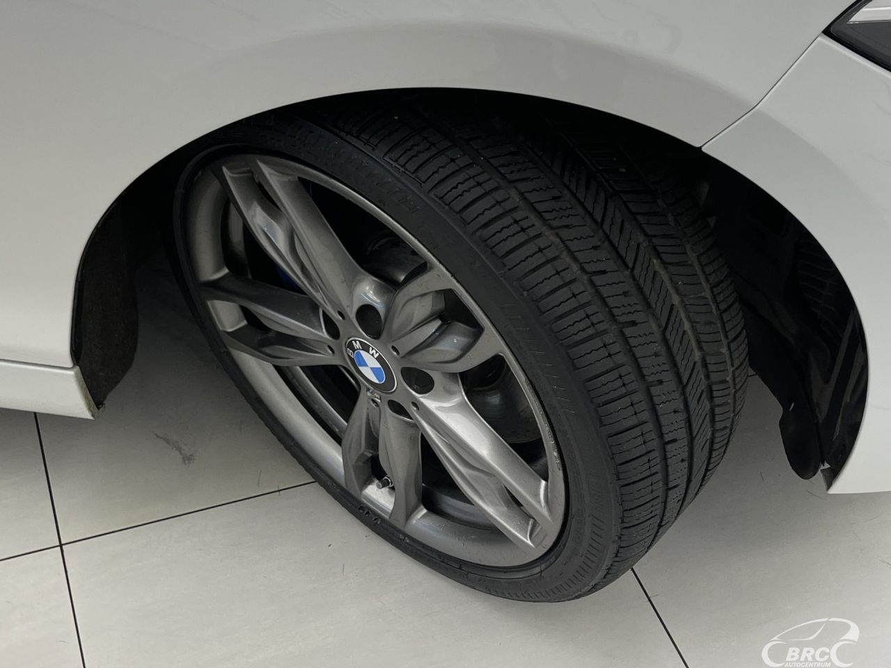 BMW M235 | 38